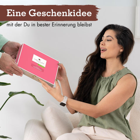 Selektion von 4 Snacks in Birkenholzbox - Ladies Night - wellnuss Premium Präsente