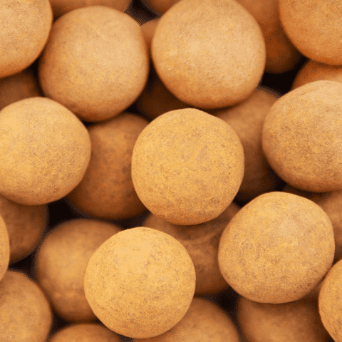 glückskugel - Haselnusskerne in Vollmilch-Zimt Schokolade - 300g - wellnuss Premium Präsente