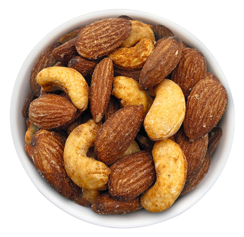 Ofengeröstete Cashewkerne mit Chili & Salzmandeln mit leichter Rauchnote