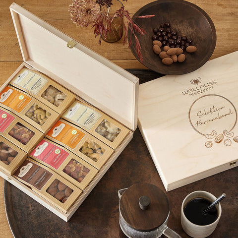 Geschenke für Männer mit Nüssen und Schokolade