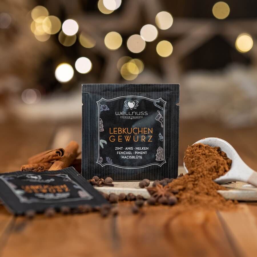 Glühwein- oder Lebkuchengewürz in der Klappkarte