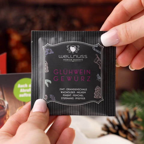 Glühwein- oder Lebkuchengewürz in der Klappkarte