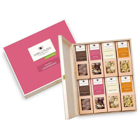 Selektion Ladies Night - 8 Premium Snacks in der Birkenholzbox - wellnuss Premium Präsente