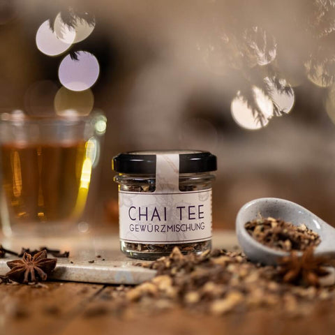 Weihnachtsgewürze im Glas - Chai-Tee Gewürzmischung - wellnuss Premium Präsente