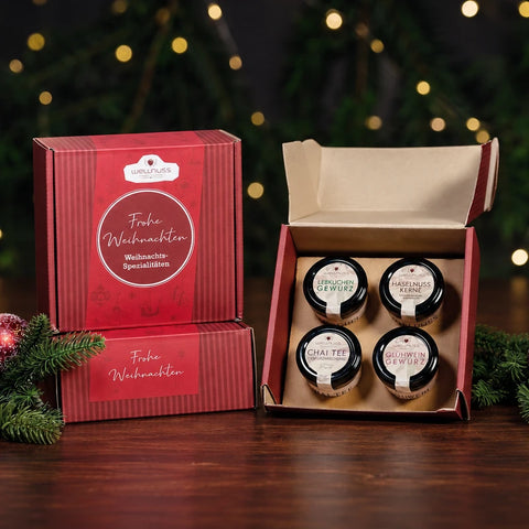 Geschenkkarton mit 4 Weihnachts-Spezialitäten mit Logo